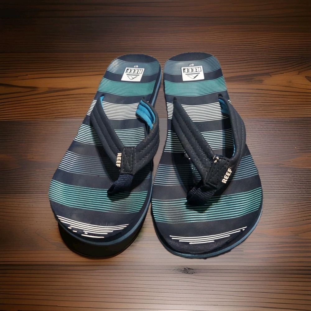 REEF Boys Sandals‎ Size 6/7 Summer Beach Pool Shoes Blue Torquoise